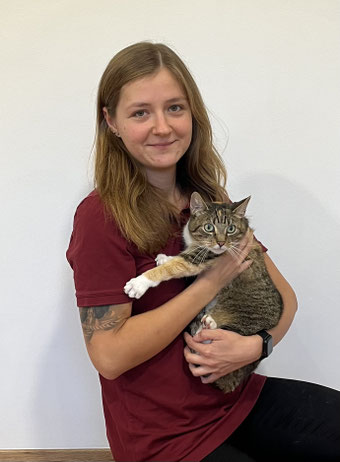 Tiermedizinische Fachangestellte Natalie Conrads von der Tierarztpraxis Kupferhof in Stolberg